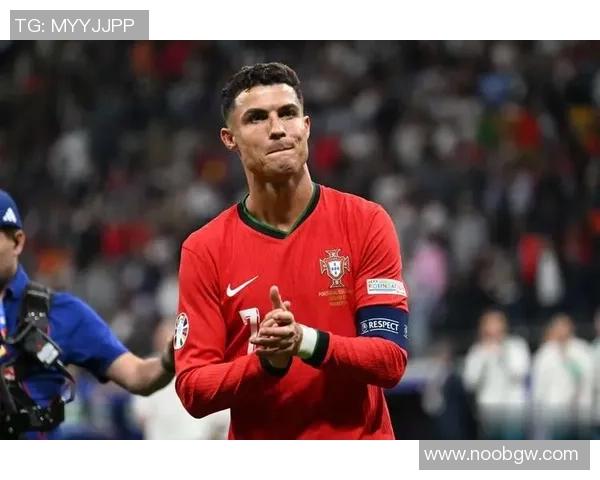 历届世界杯球星风采回顾及其在国际足坛的辉煌成就分析